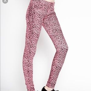 NWT Tripp NYC pink leopard skinny pants
